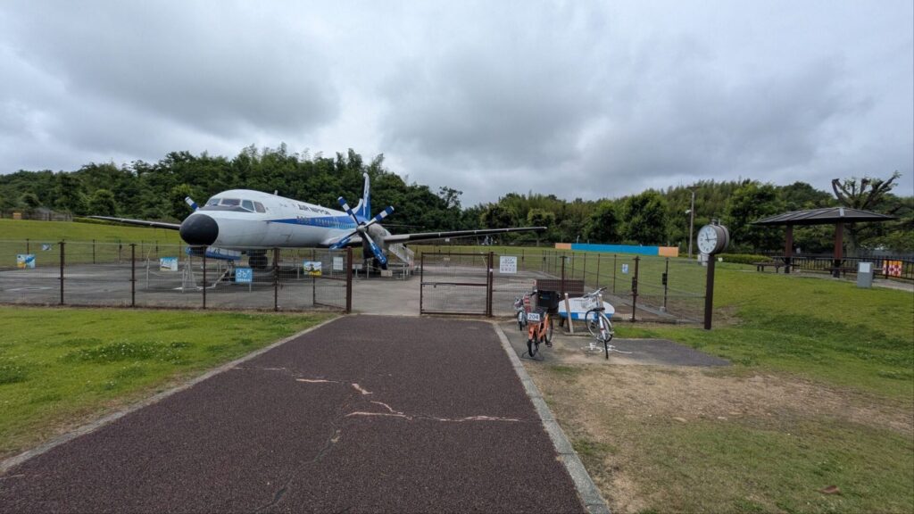 さぬきこどもの国飛行機展示
