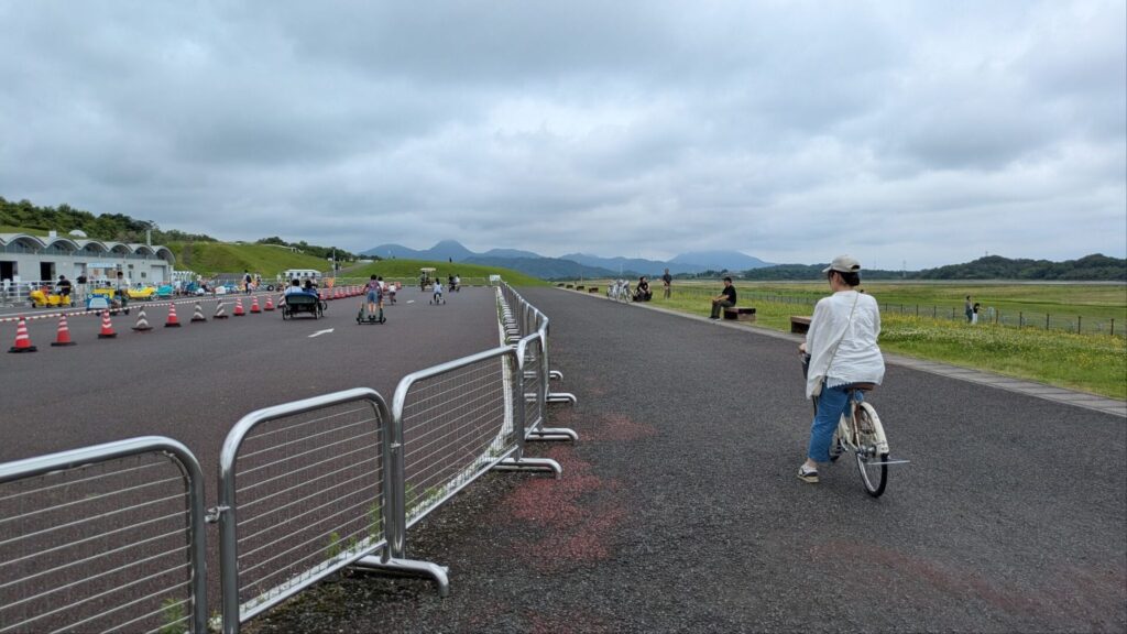 さぬきこどもの国変り種自転車広場