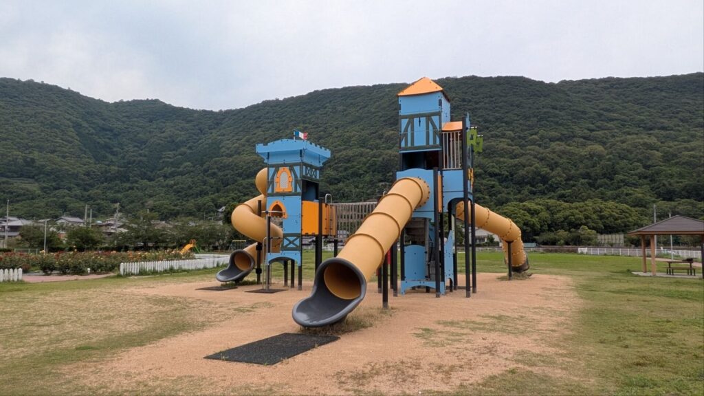 マンモスプレイパークTARUMIの大型遊具