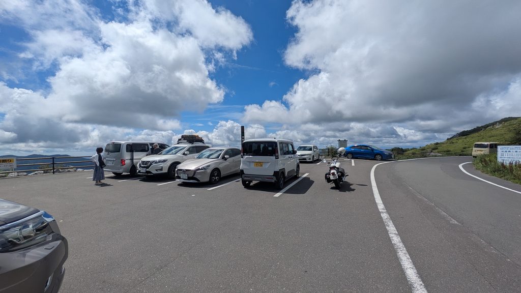 カルストテラス駐車場